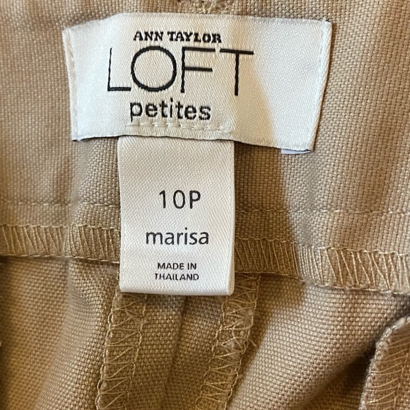 Loft - Ladies Capris - Size 10P - worn just a few times - Picture 2 of 4